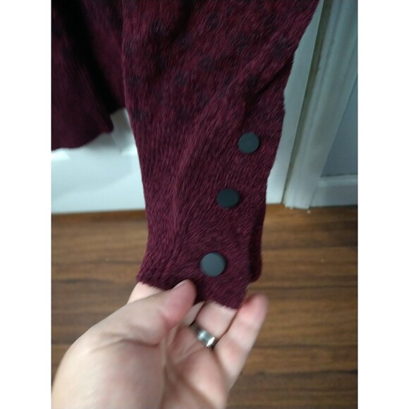 CENY Woman M Burgundy Duster Cardigan Sweater Pockets LS Casual Comfort NWOT - Picture 7 of 8
